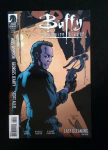 Buffy the Vampire Slayer #39B  DARK HORSE Comics 2010 VF+   VARIANT COVER