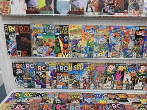 Huge Lot 190+ Comics W/ Spider-Man, Rom, Power Man, +More! Avg VF- Condition!