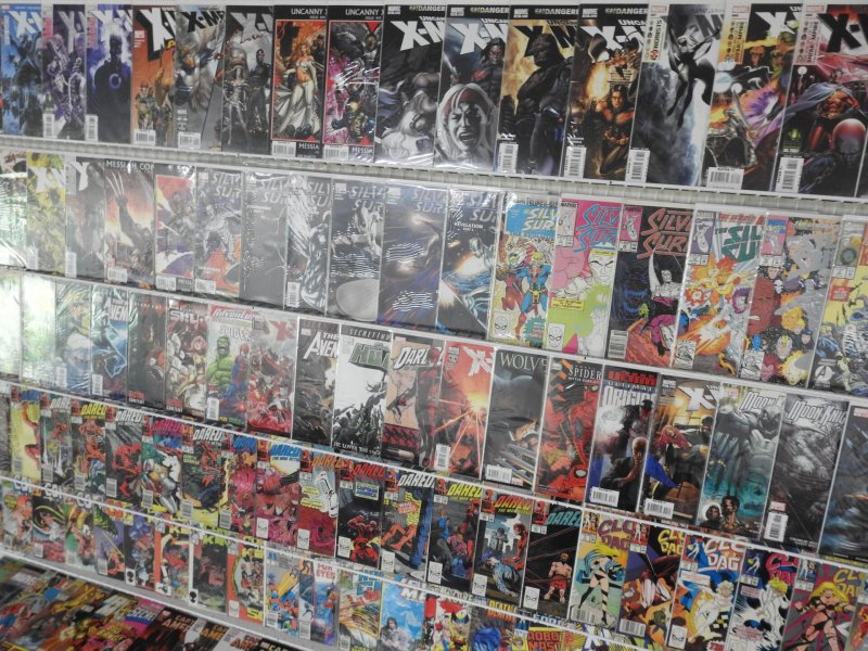 Huge Lot 160+ Comics W/ X-Men, Daredevil, Spider-Man+ Avg VF- Condition!