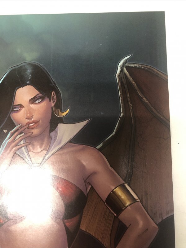 Vampirella Strikes (2022) # 1 Variant (NM) Dynamite Entertainment • Rare •