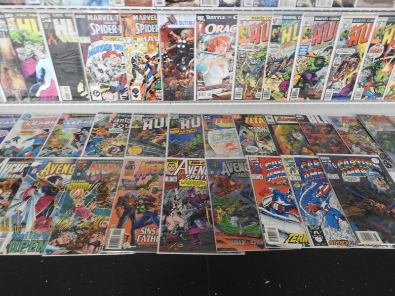 Huge Lot 140+ Comics W/ Flash, Hulk, Batman, 52, +More! Avg VF Condition!