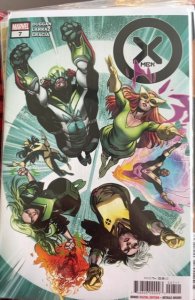 Lot of 16 Comics (See Description) X Men, X Men: Red