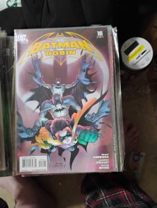 BATMAN AND ROBIN # 16  2010 DC COMICS  grant  MORRISON joker bruce wayne returns