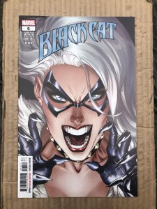 Black Cat #6 (2020)