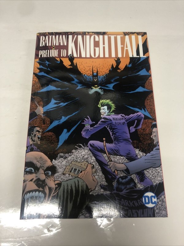 Batman Prelude Knightfall (2018) TPB• DC Comics • Chuck Dixon • Water Damaged