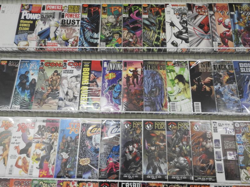 Huge Lot 150+ Comics W/ Pitt, Powers, Red Sonja+ Avg VF- Condition!