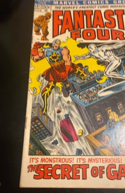 Fantastic Four #121 (1972)silver surfer app and cameo of Galactus