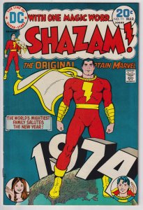 Shazam! #11 (1974) Captain Marvel / Shazam!