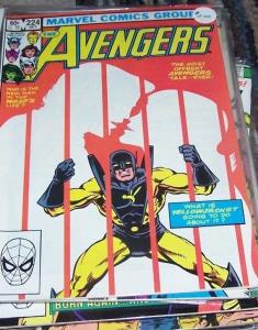 Avengers # 224 Oct 1982, Marvel)YELLOWJACKET WASP TONY STARK