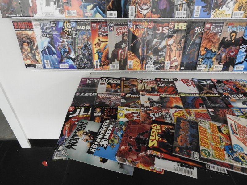 Huge Lot 180+ Comics W/ Fantastic Four, Flash, Wolverine, +More! Avg VF- Cond!