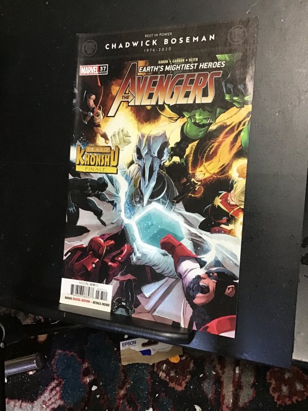 Avengers #37 (2020) Chaswick Bowman tribute! High-grade key! NM- Wow!