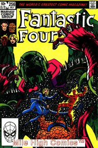 FANTASTIC FOUR  (1961 Series)  (MARVEL) #256 Near Mint Comics Book