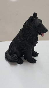 Figura de perro resina: Pastor Alsaciano de 9x6 cm.