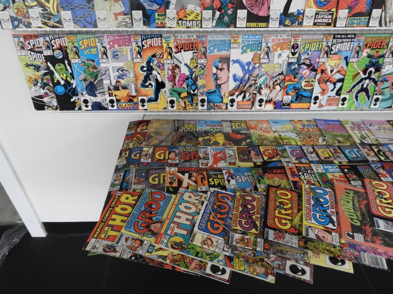 Huge Lot 200+ Comics W/ Spec. Spider-Man, Amazing Spider-Man, +More Avg FN+ Cond
