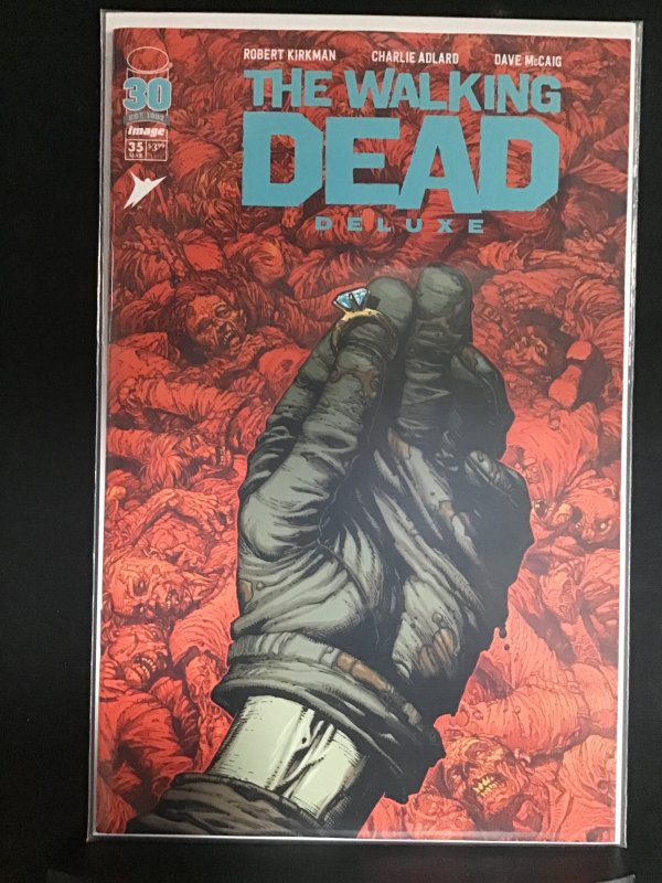 The Walking Dead Deluxe #35 (2022)