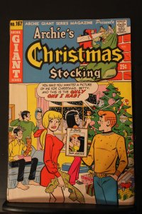 Archie Giant Series Magazine #167 Mid-High-Grade Christmas Stocking Key Wow!