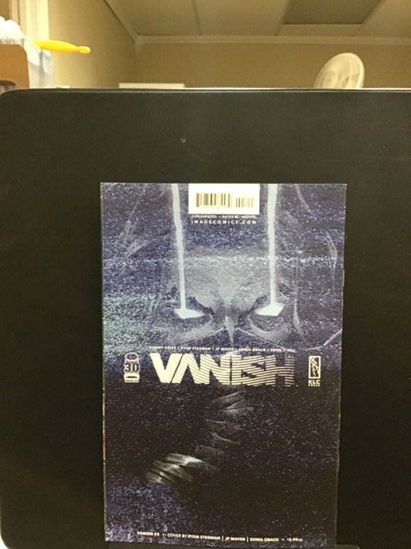 Vanish #3 Cover A 2022 