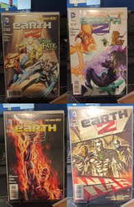 Lot of 4 Comics (See Description) Earth 2