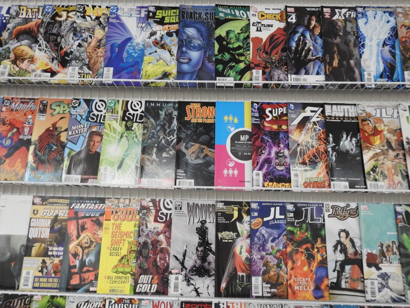 Huge Lot 170+ Comics W/ Fantastic Four, Spider-Man, Spawn+ Avg VF- Condition!!