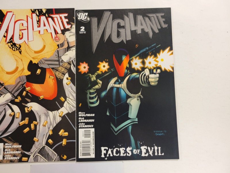 2 Vigilante DC Comic Books #1 2 Wolfman Leonardi Stanisci 86 TJ5