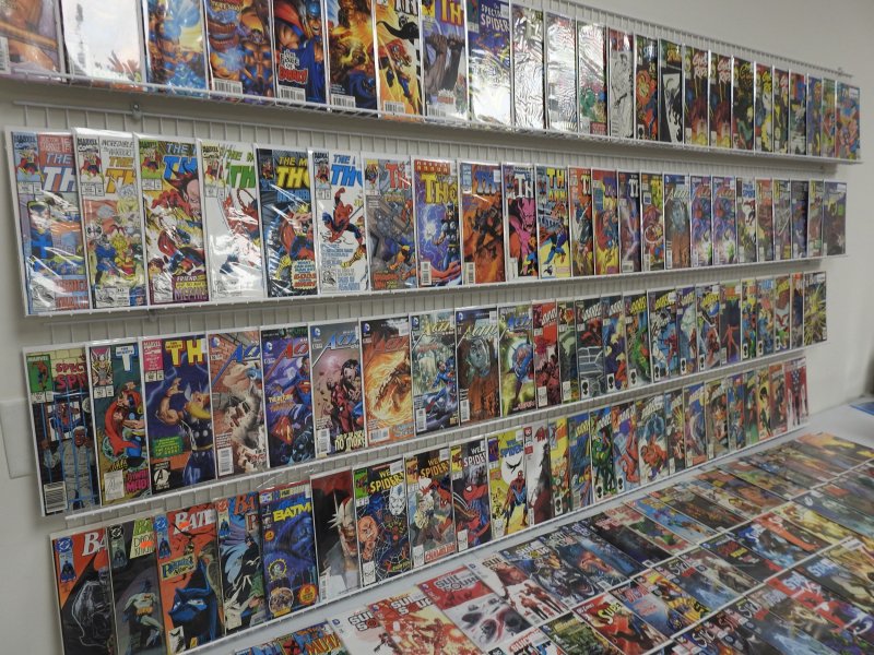 Huge Lot 150+ Comics W/ Thor, Batman, Spiderman, +More AVG VF-