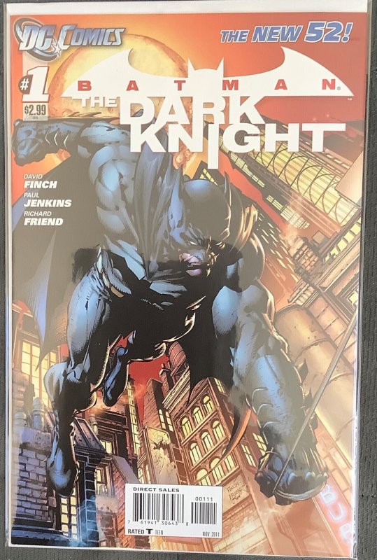 Batman: The Dark Knight #1 (2011, DC) 1st Issue of Series. NM+
