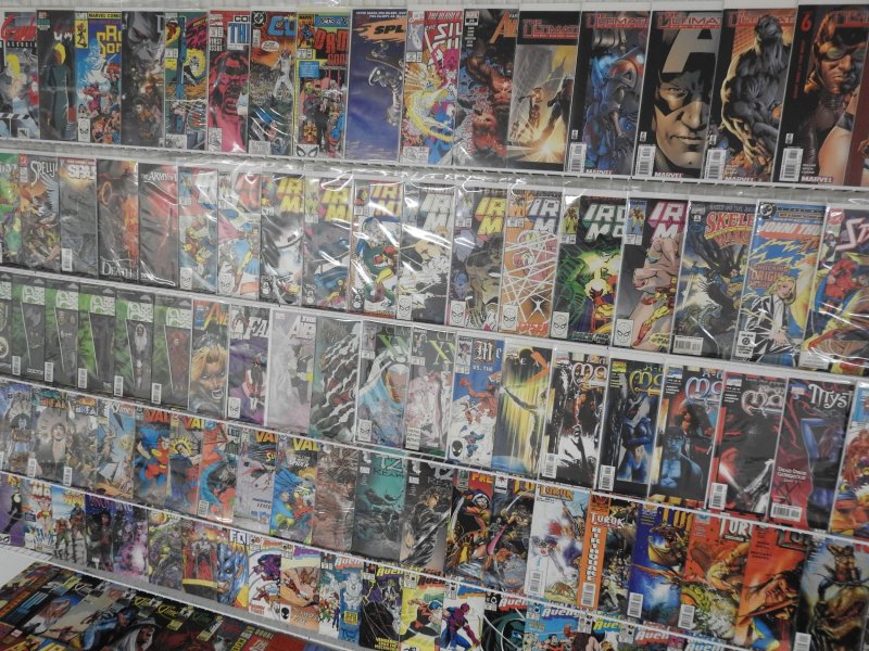 Huge Lot 170+ Comics W/ Iron man, Secret Wars, Avengers+ Avg Fine Condition!