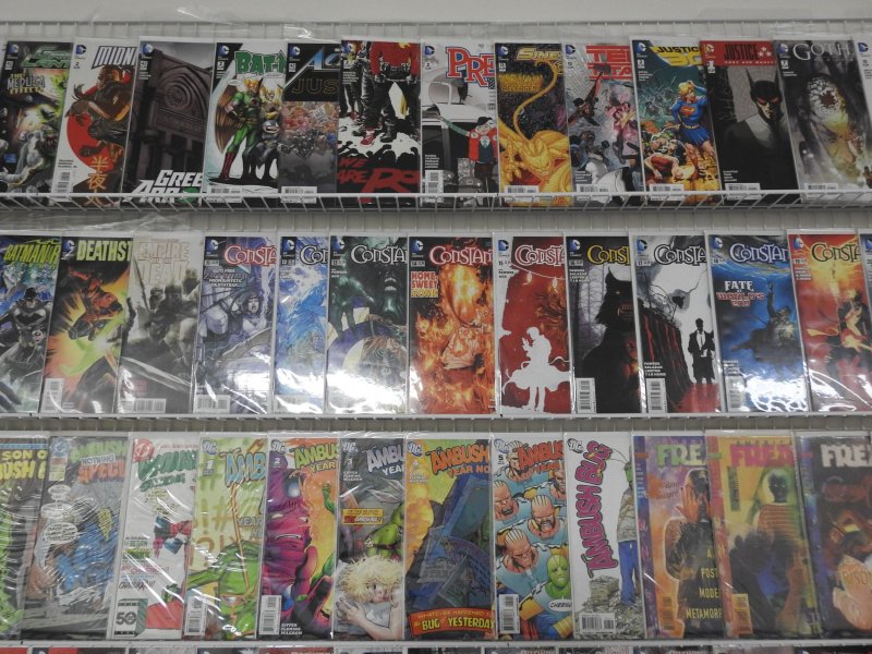 Huge Lot 160+ Comics W/ Superman, Black Widow, +More! Avg VF+ Cond! see desc