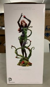 DC Comics Cover Girls Poison Ivy Statue