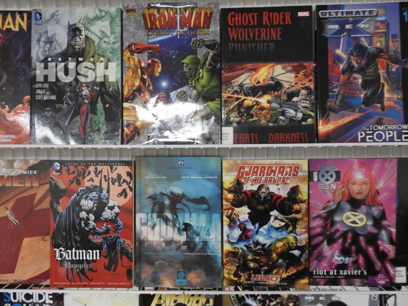 Huge Lot of 45 TPBs and Graphic Novels W/ Batman, Avengers, +More! Avg. FN+