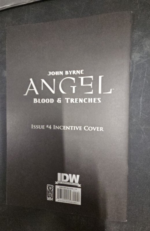 Angel: Blood & Trenches #4 (2009)Incentive cover