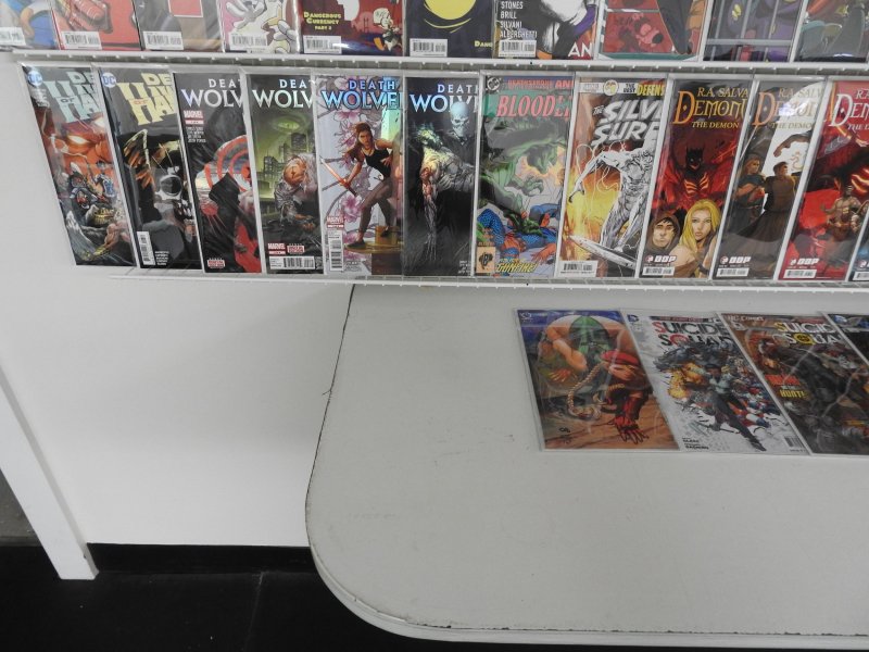 Huge Lot 120+ Comics W/ Star Wars, Darkwing Duck, Wolverine, +More! Avg VF/NM