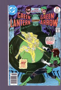 Green Lantern #97 - Mike Grell Cover Art. Green Arrow Appearance. (8.5) 1977