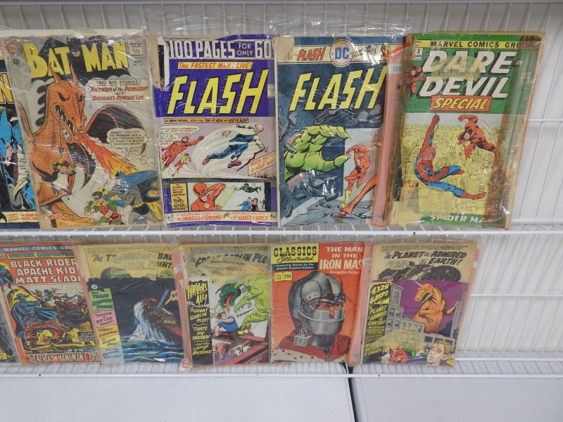Lot of 28 Low Grade Comics W/ Batman, Flash, +More! See desc