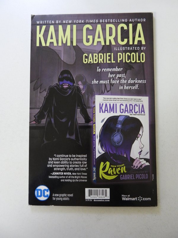 Aquaman Giant #1 Variant Cover (2019) VF condition