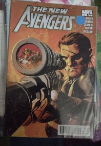 NEW  AVENGERS  # 9 2010  MARVEL DISNEY BRIAN BENDIS NICK FURY SHIELD