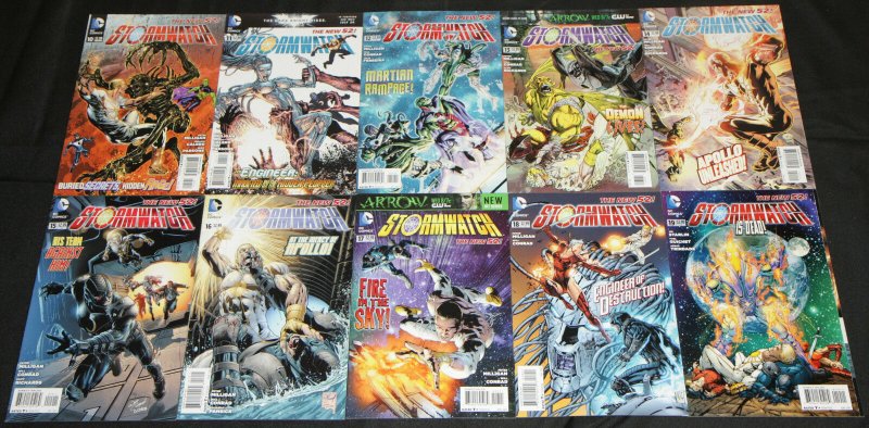 Modern DC STORMWATCH VOL. 3 31pc Count High Grade Comic Lot Lobo Covers
