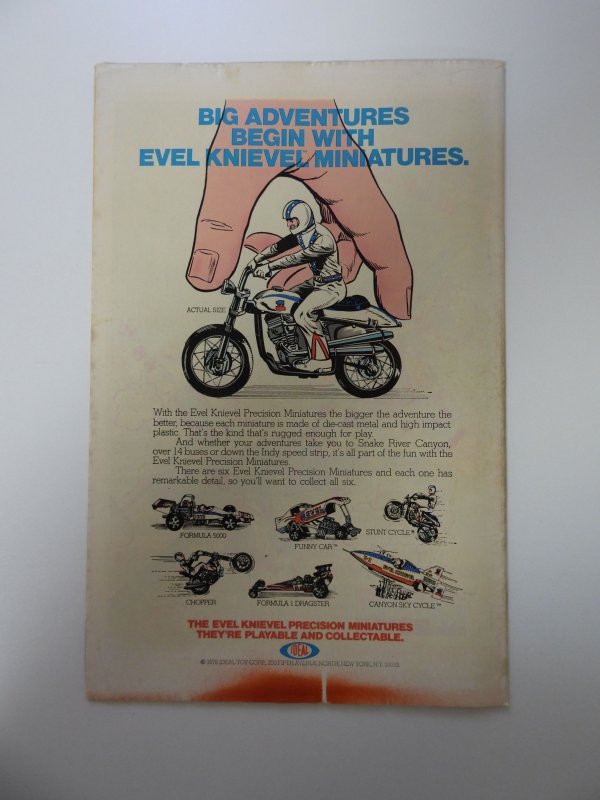 Captain America #205 (1977) FN/VF condition overspray