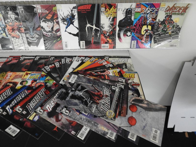 Huge Lot of 190+ Comics W/ Daredevil, Elektra +More! Avg FN+ Condition!