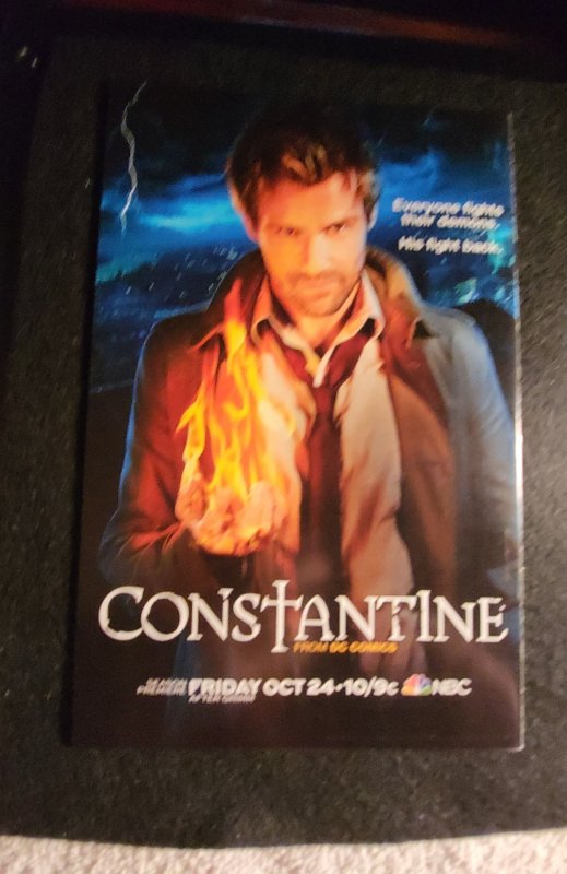 Harley Quinn #11 (2014) buy 1 get a surprise book free