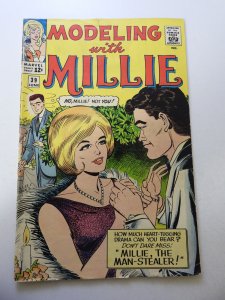 Modeling with Millie #39 FN Condition 1/4 tear fc
