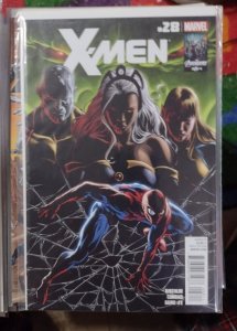 X MEN # 28 2012  Marvel  skrulls pixie spiderman rogue colossus storm