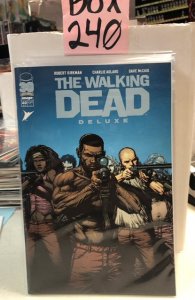 The Walking Dead Deluxe #40 (2022)