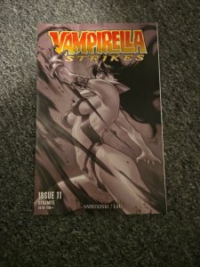 Vampirella Strikes #11 H 1:20 Stephan Segovia B&W Variant NM Dynamite