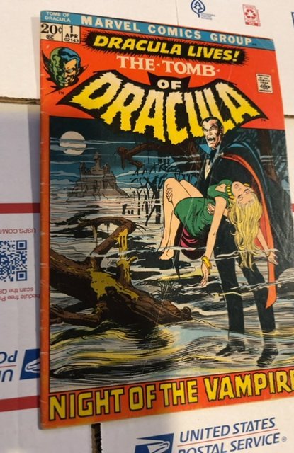 Tomb Of Dracula #1st Appearance! Neal Adams! Marvel 1972 slight cover crease