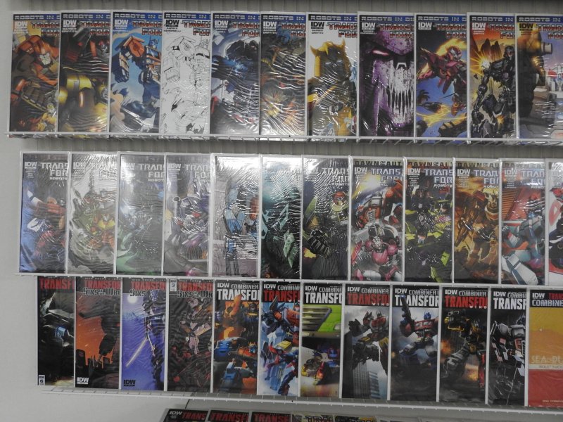 Huge Lot 150+ Comics ALL IDW TRANSFORMERS COMICS!!!!! Awesome NM- Avg Condition!