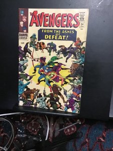 The Avengers #24 (1966) Kang the Conqueror high-grade key! VF+ Oregon CERT!