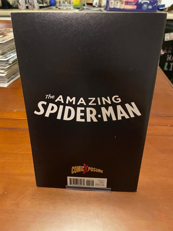 The Amazing Spider-Man #25 (2017) NM Artgerm cover