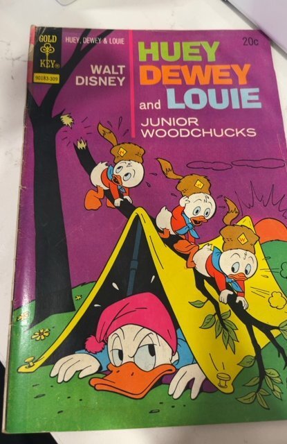 Lot of 9 Comics (See Description) Dracula, Ultimate Adventures, Ultimate Huma...