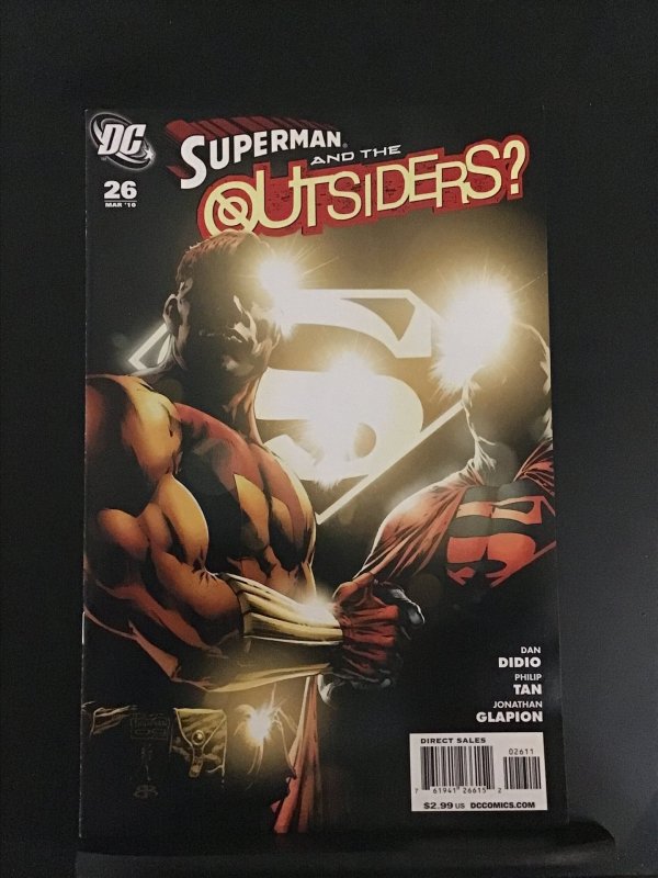The Outsiders #26 (2010)